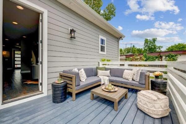 Private Single Family Luxury Home Hot Tub House in Nashville
