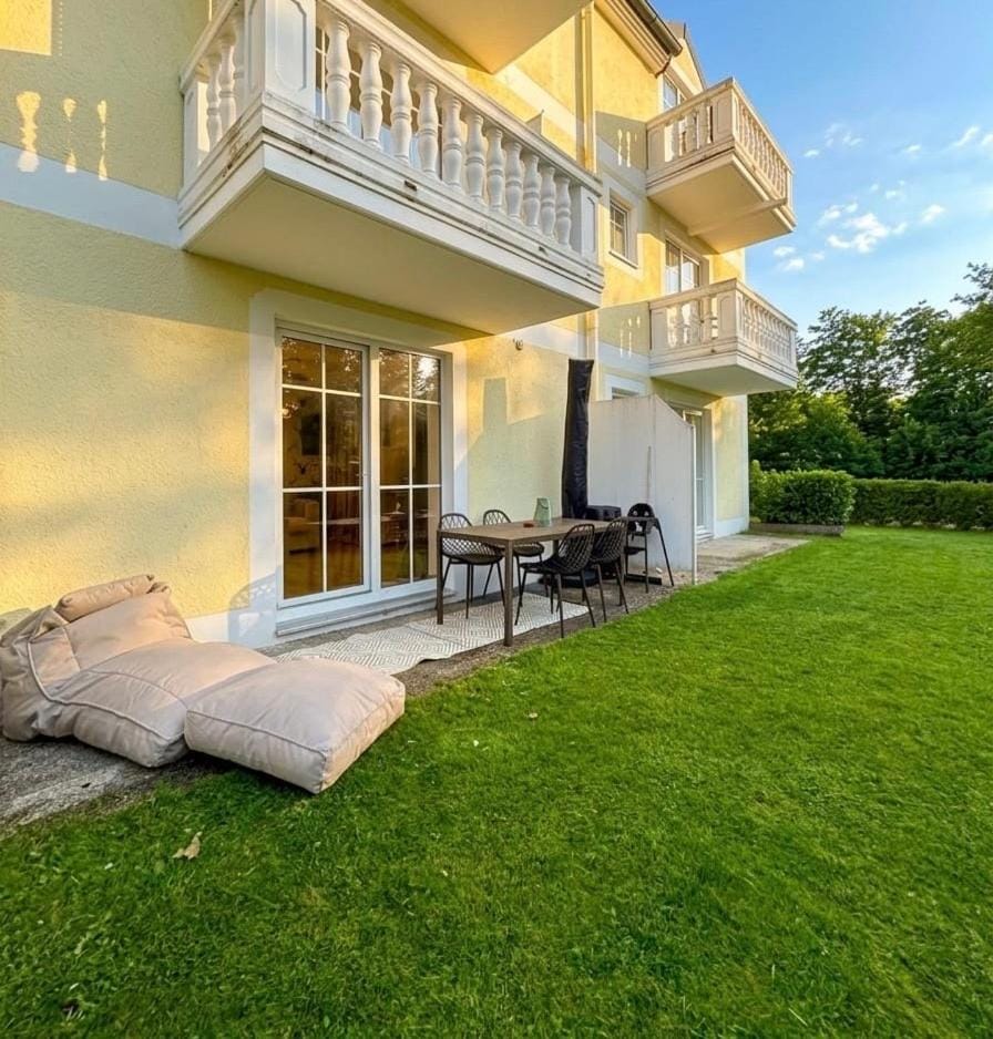 Aktiv-Card - In Villa - Sauna - Garten mit Rehgehege - Terrasse - Frühstück - Blick ins Grüne - SKI - Arber - Osser - Lindners Hideaways - Gutshof Pine Retreat Apartment in Bavaria