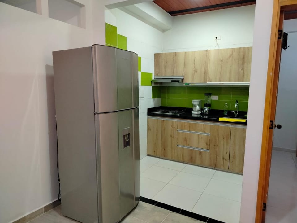 Kitchen or kitchenette, Communal kitchen