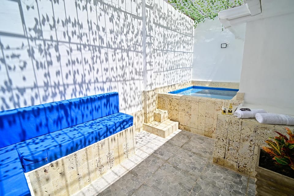Patio, Balcony/Terrace, Swimming pool