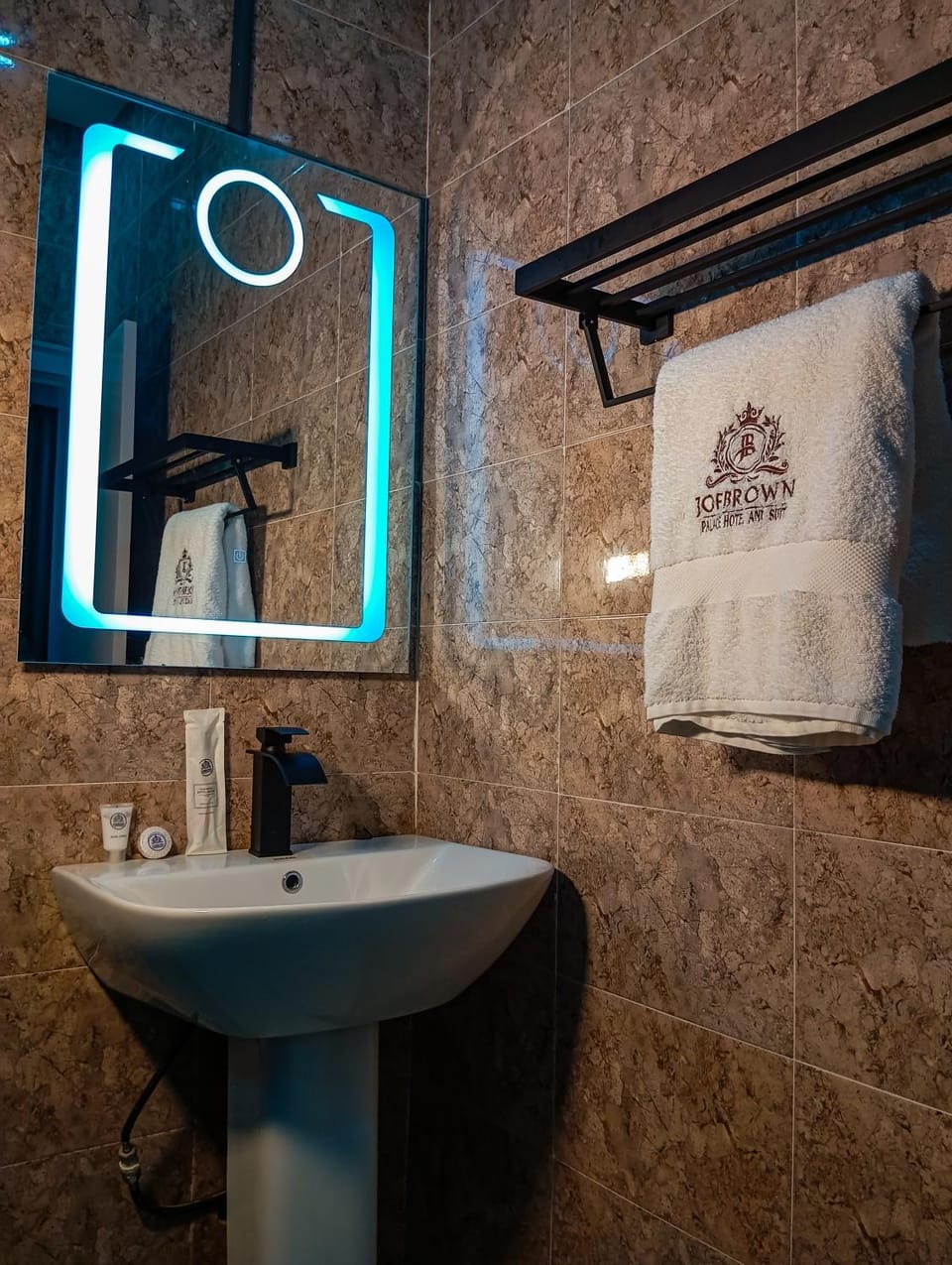 Bathroom, towels