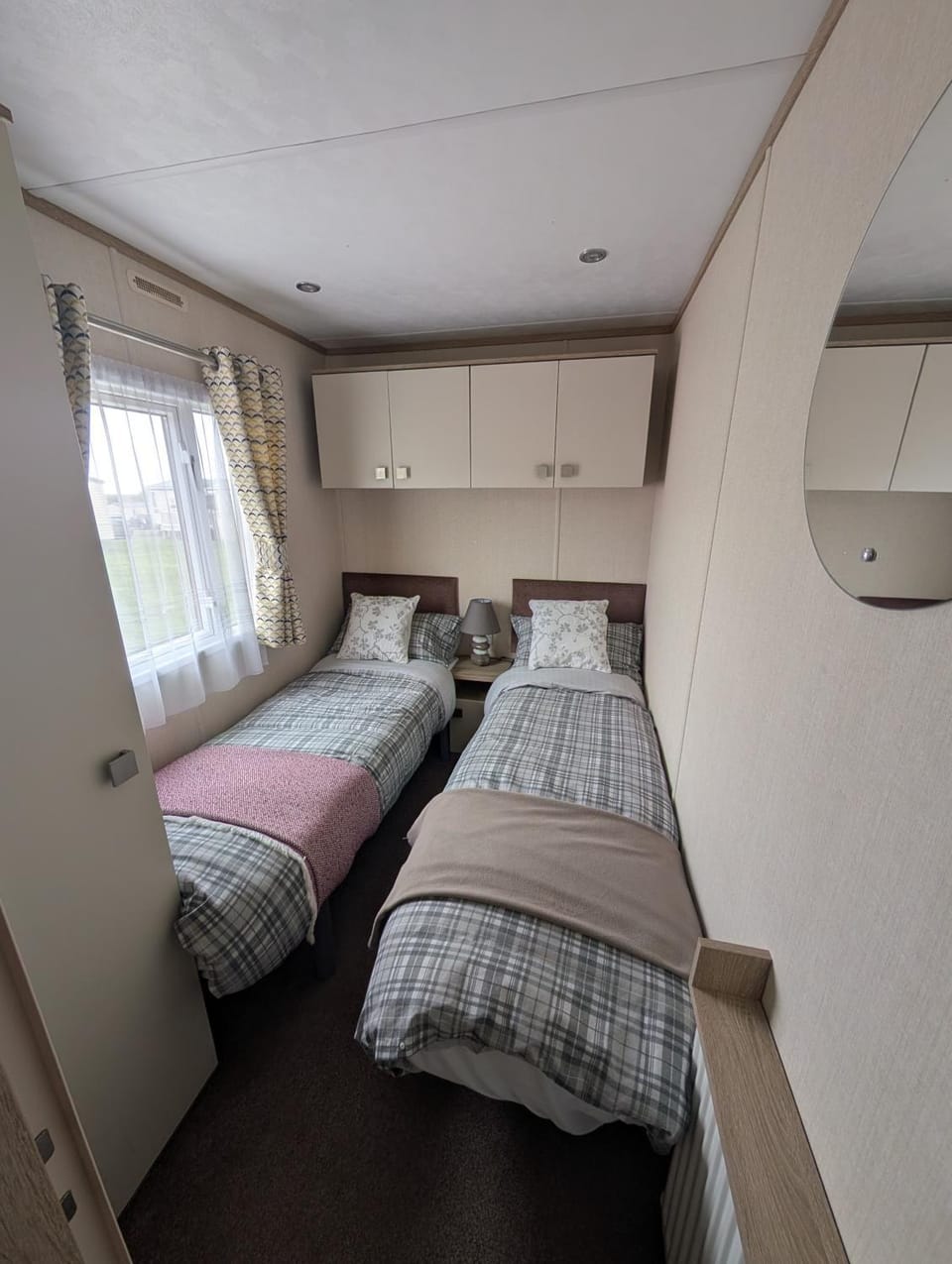 Poppy Bee Holiday Let at Sand Le Mer Holiday Park House in England
