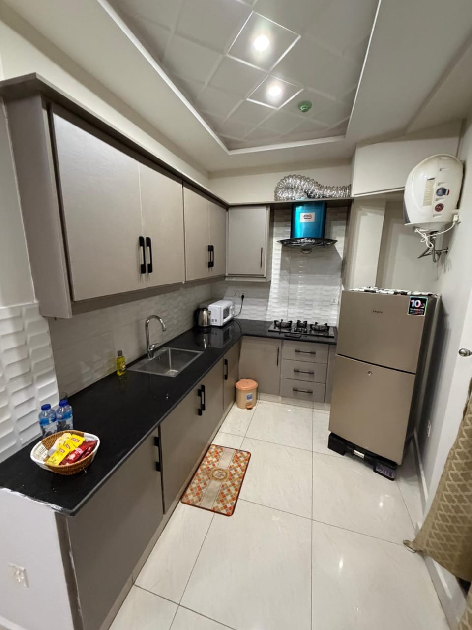 Noiré Luxury Apartments - Bahria Town Lhr Apartment in Lahore