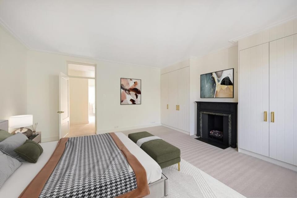 Exquisite Private 3 Bed Mansion in Chelsea House in City of Westminster