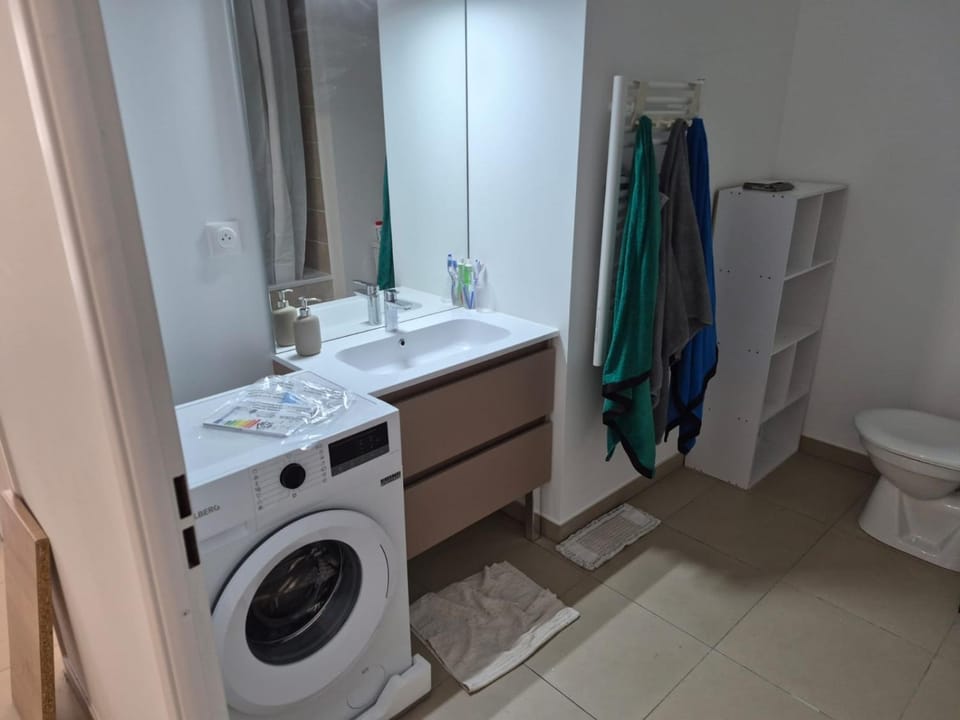 Appartement T2 tout confort avec terrasse avec Parking Apartment in Montpellier