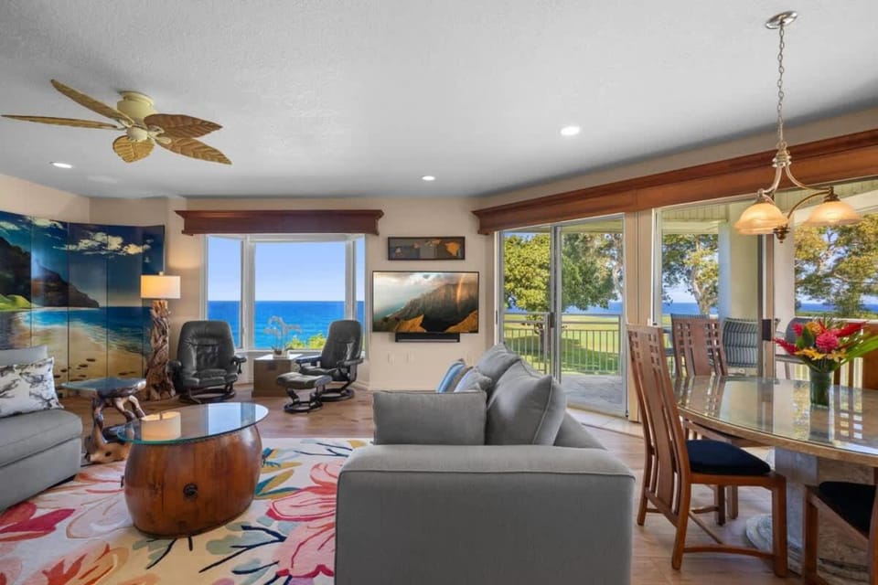 NEW Sunset Cove Hale Breathtaking View Pool AC House in Princeville