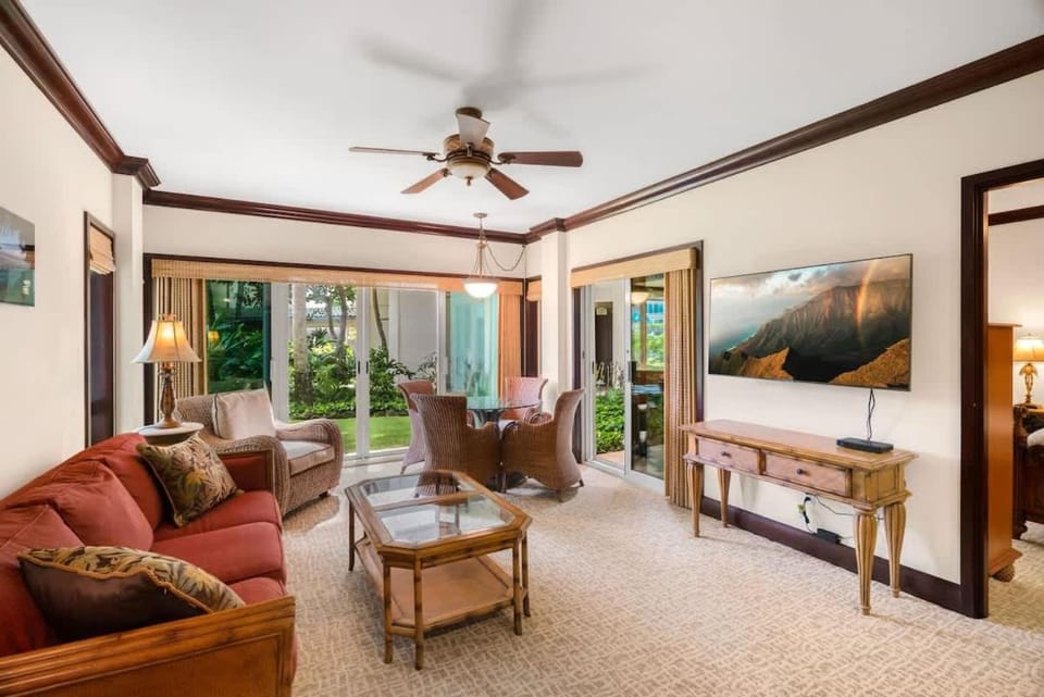 Waipouli F102 Stunning Beachfront Oasis & Pool House in Kauai