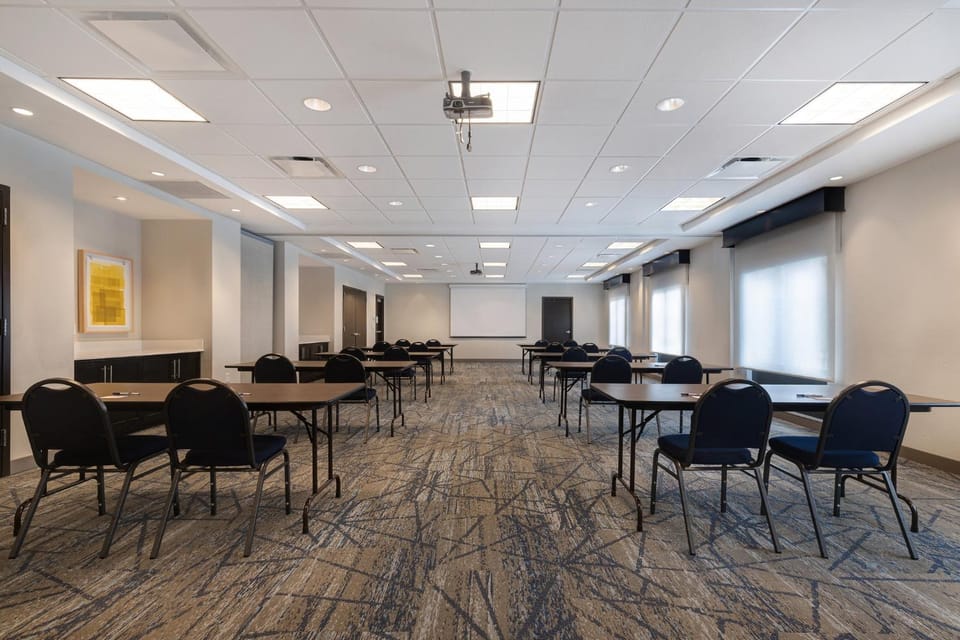 Meeting/conference room