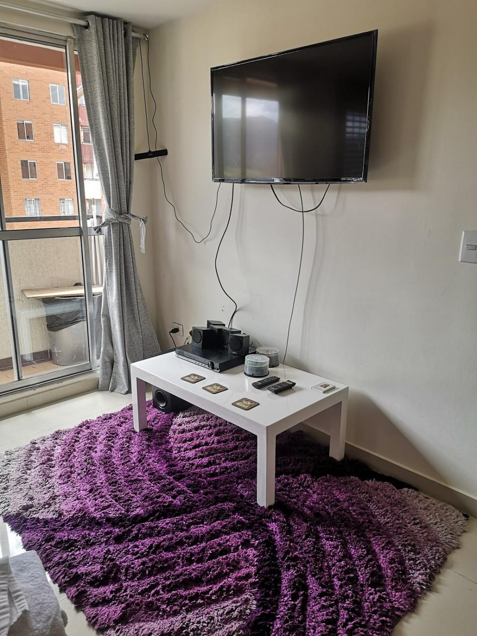 Communal lounge/ TV room
