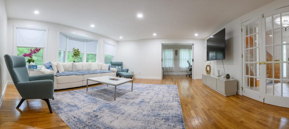 TV and multimedia, Living room, Seating area