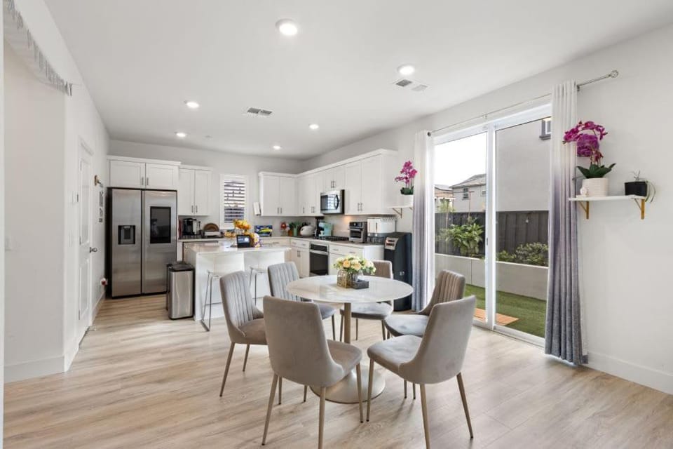Close to Graton Casino Beaches Sonoma State Wineries House in Sonoma County