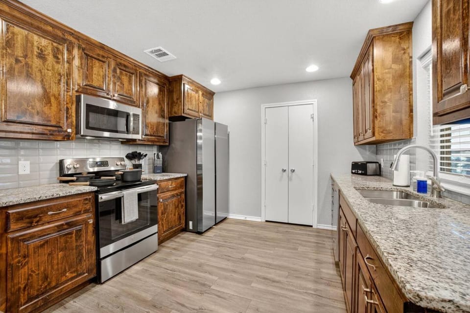 Kitchen or kitchenette, oven, stove, toaster