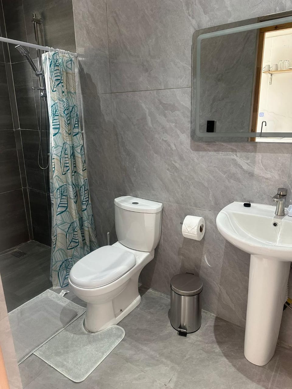 Prestige Apartments B - Affordable Studio Near Sambil Shopping Mall with Fast WiFi Apartment in Willemstad