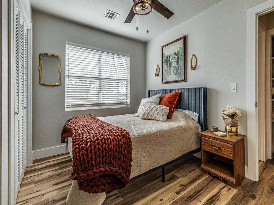 Fabulous 3-bed 2-Bath in Owasso on 3 acres! House in Tulsa