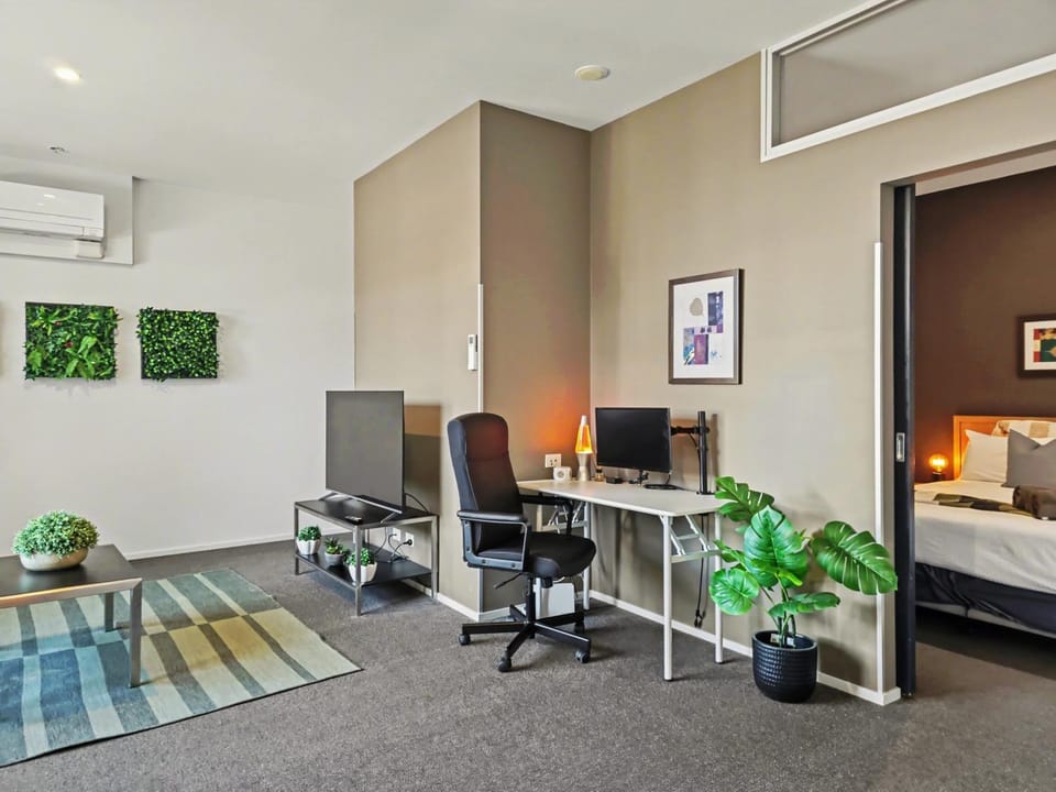 TV and multimedia, Living room, air conditioner