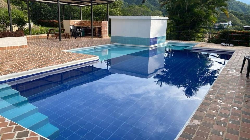 La Ceiba House in Antioquia