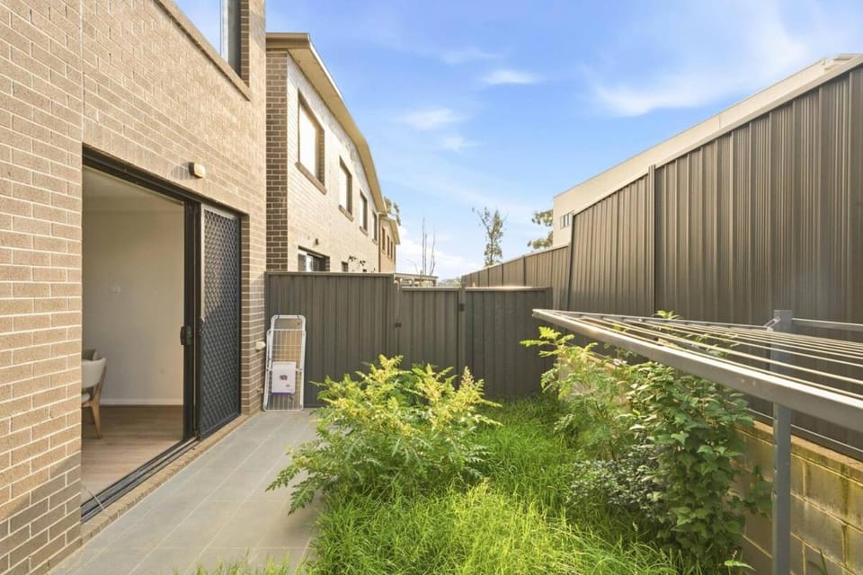 Box Hill 4BR Home Perfect For Family Getaway House in Sydney