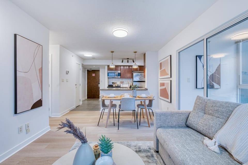Seating area, Dining area, kitchen