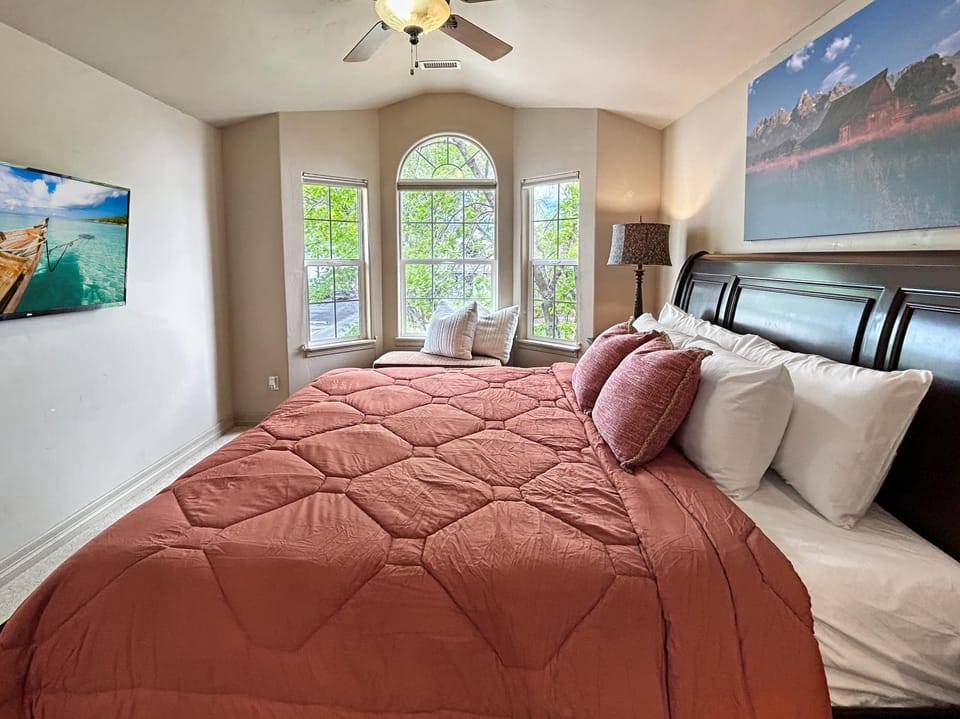 Victorian Chateau Retreat townhouse House in Grand Junction