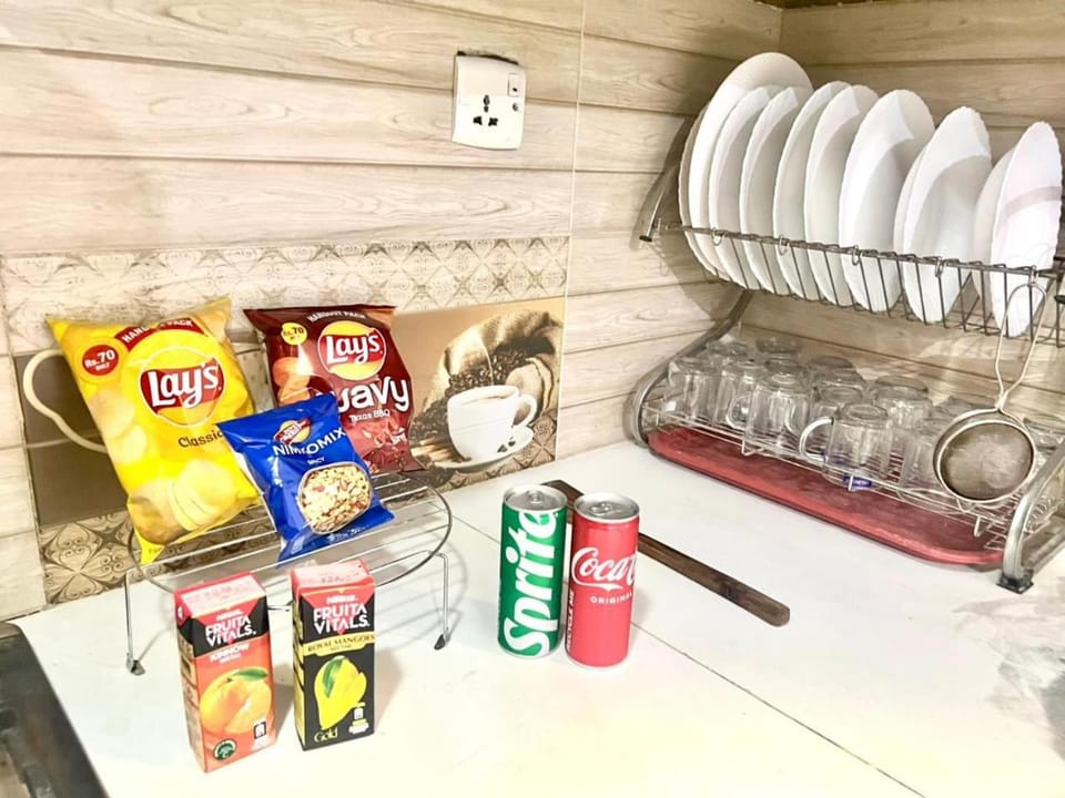 Kitchen or kitchenette, Food and drinks, Food