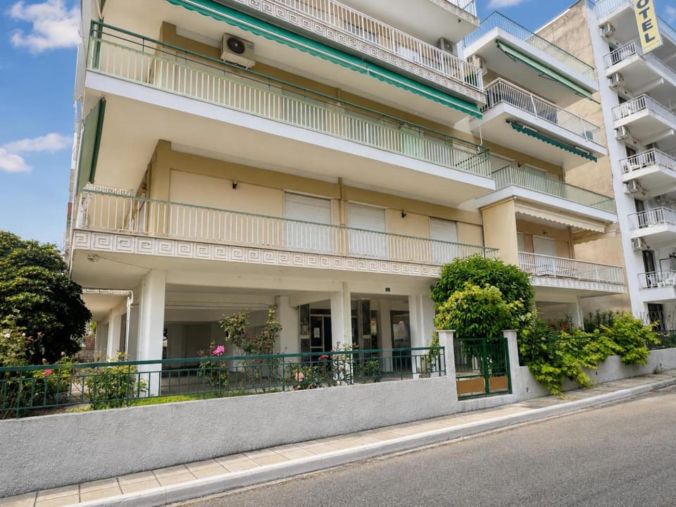 Property building, Balcony/Terrace