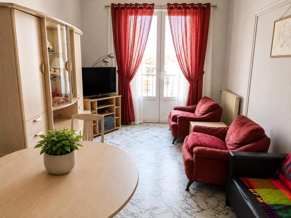TV and multimedia, Seating area