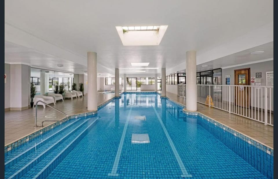 Spacious 3BR Apt with Parking Walk to ICC & Darling Harbour & CBD & Chinatown Apartment in Sydney