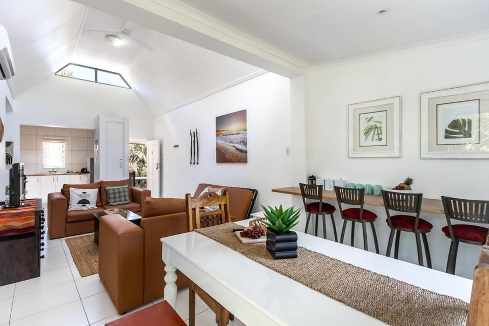 Dining area, Dinner