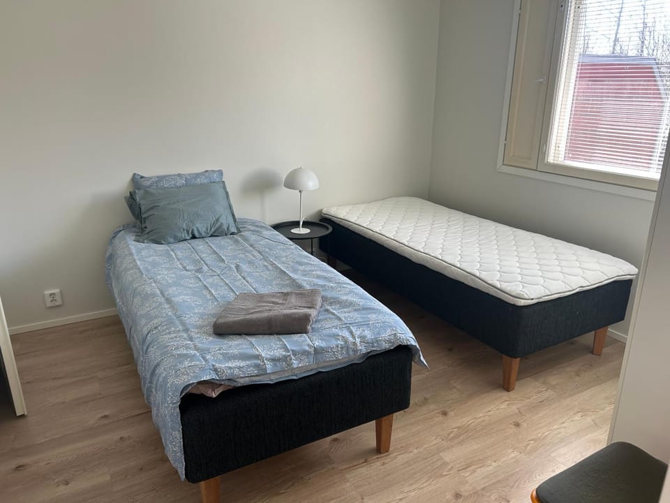 Bright & Cozy 2BR in Central Närpes with easy 24h Check-in Apartment in Finland
