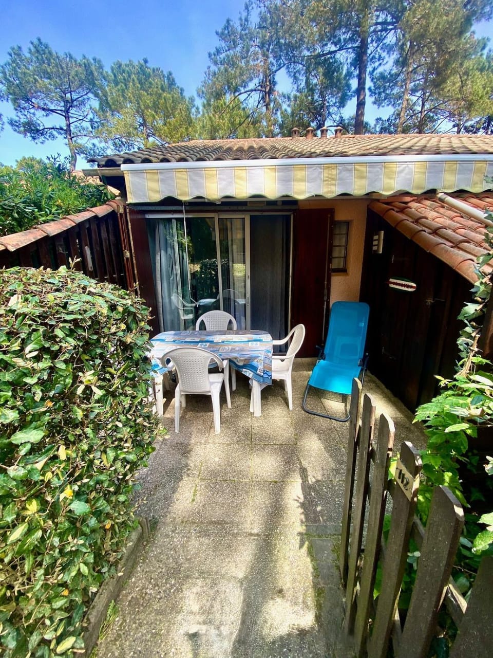 Property building, Patio, Dining area, Garden view