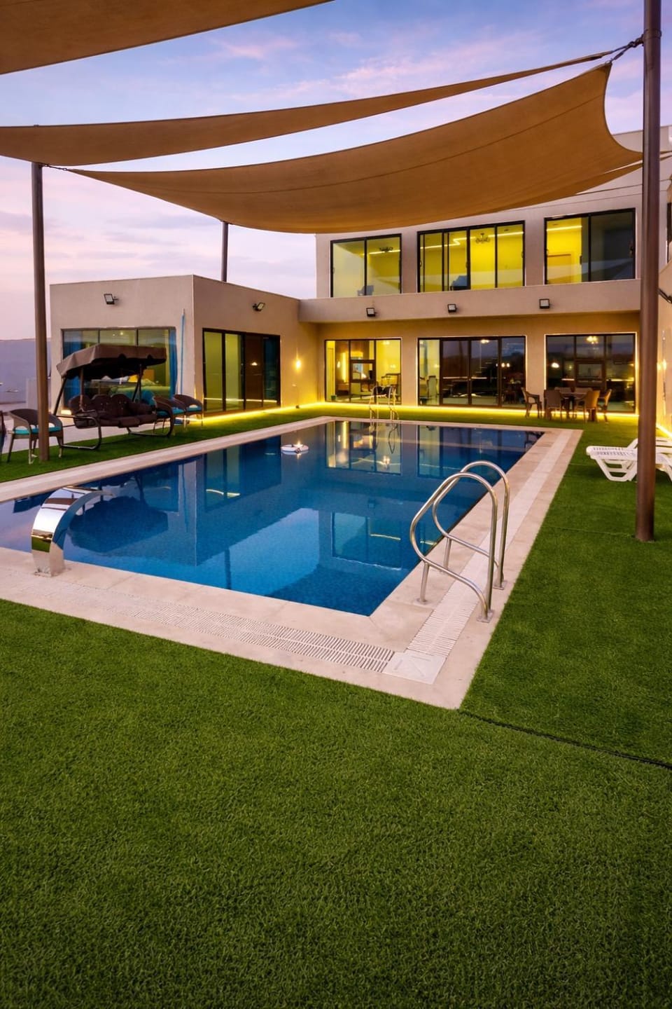 Garden, Swimming pool