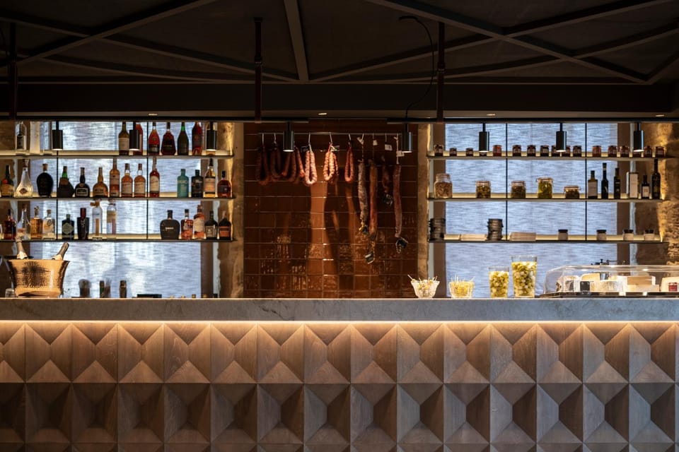 Lounge or bar, Drinks