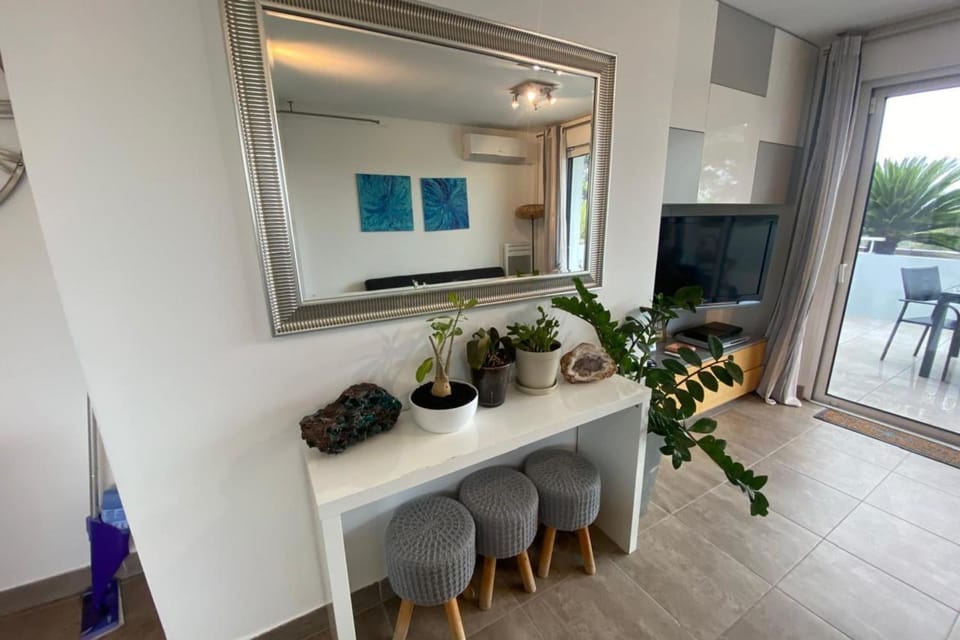 Apartment with Pool and Terrace in Montpellier Apartment in Castelnau-le-Lez