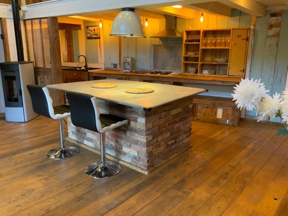 Très beau loft, proche gare House in Le Mans