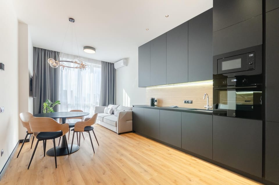 Dining area, kitchen, air conditioner