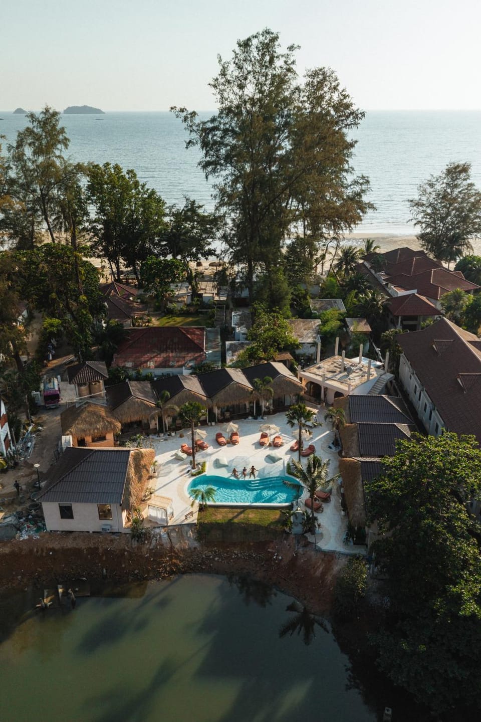 Day, Natural landscape, Bird's eye view, Pool view, Sea view, Swimming pool, sunbed