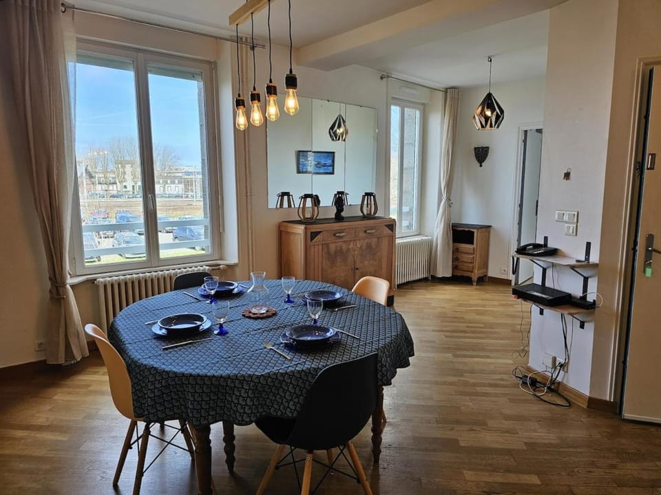 Le Carnot - Face Gare St Brieuc Apartment in Brittany
