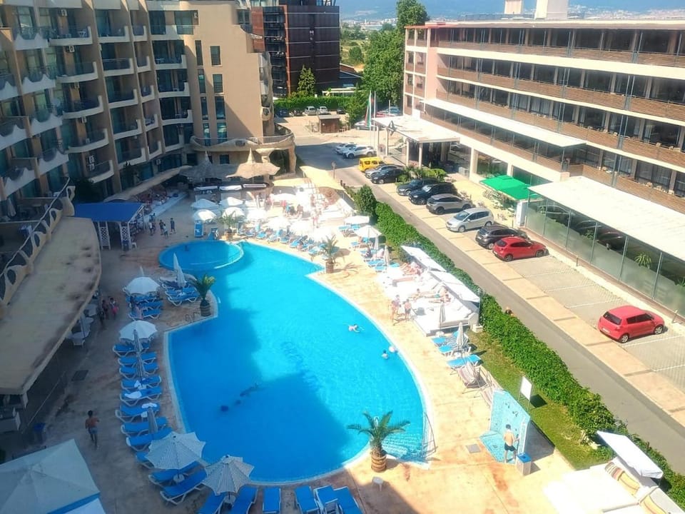 Sea view penthouse with terrace Apartment in Sunny Beach