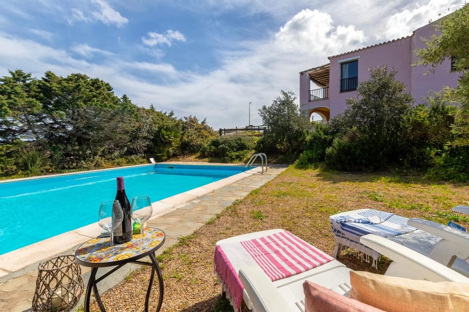 Property building, Natural landscape, Garden view, Pool view, Swimming pool, sunbed