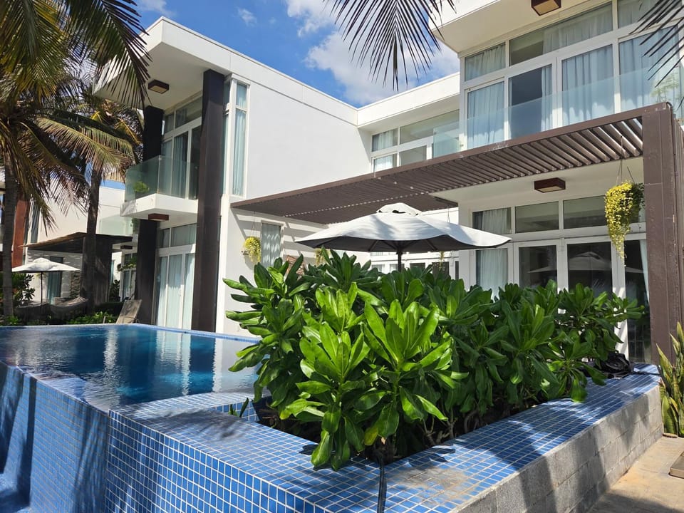 Modern Luxury Villa on the Beach in Mui Ne including free Breakfast Villa in Phan Thiet
