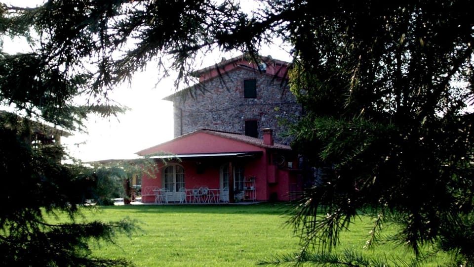 The Pink Country House House in Capannori
