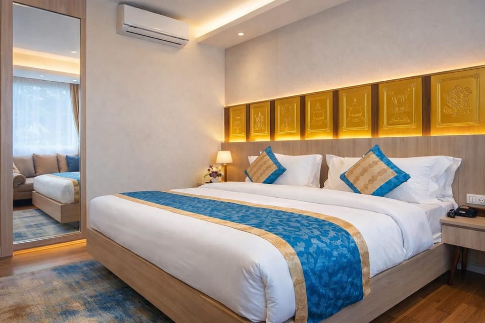Bed, Photo of the whole room, air conditioner