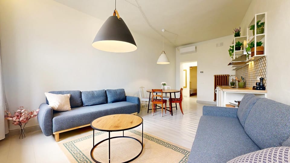 Kitchen or kitchenette, Living room, Seating area, kitchen