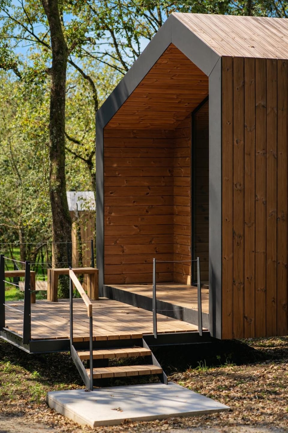 Facade/entrance, Off site