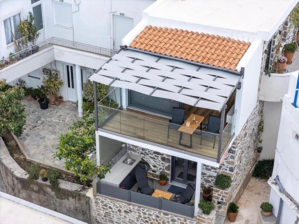 Property building, Patio, Day, View (from property/room), Balcony/Terrace