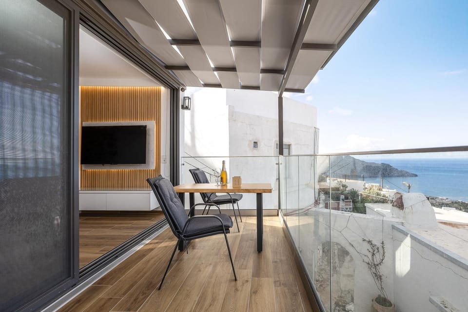 Patio, Day, View (from property/room), Balcony/Terrace, Seating area, Dining area, Sea view