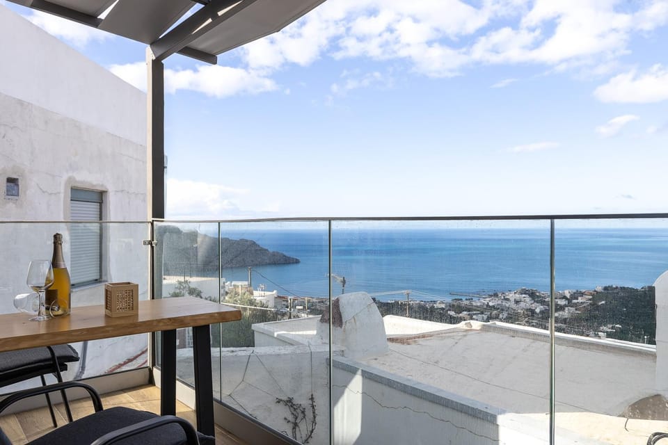 Day, Balcony/Terrace, Seating area, Dining area, Sea view