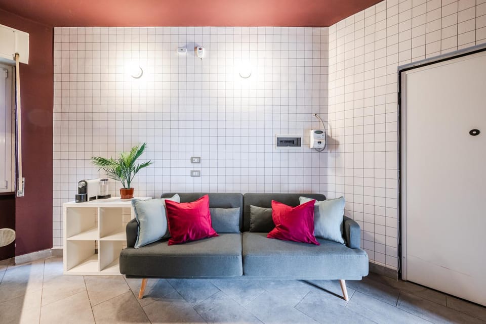 Living room, Seating area, air conditioner
