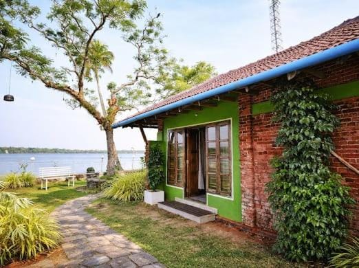 Kayaloram Retreat Ginger By Nexgo Spaces Farm Stay in Kochi