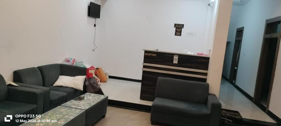 Laddu Gopal Inn Hotel in Uttar Pradesh
